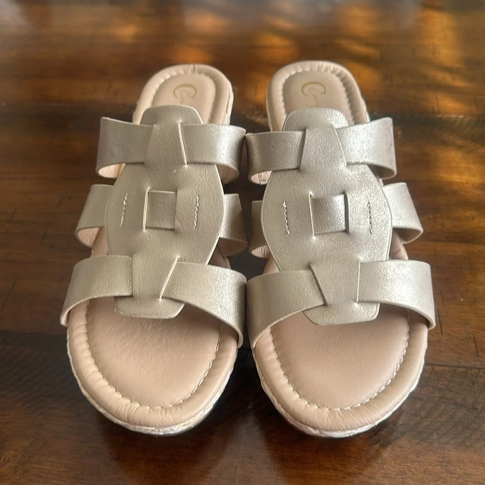 Cato Sandals - Picture 2 of 10